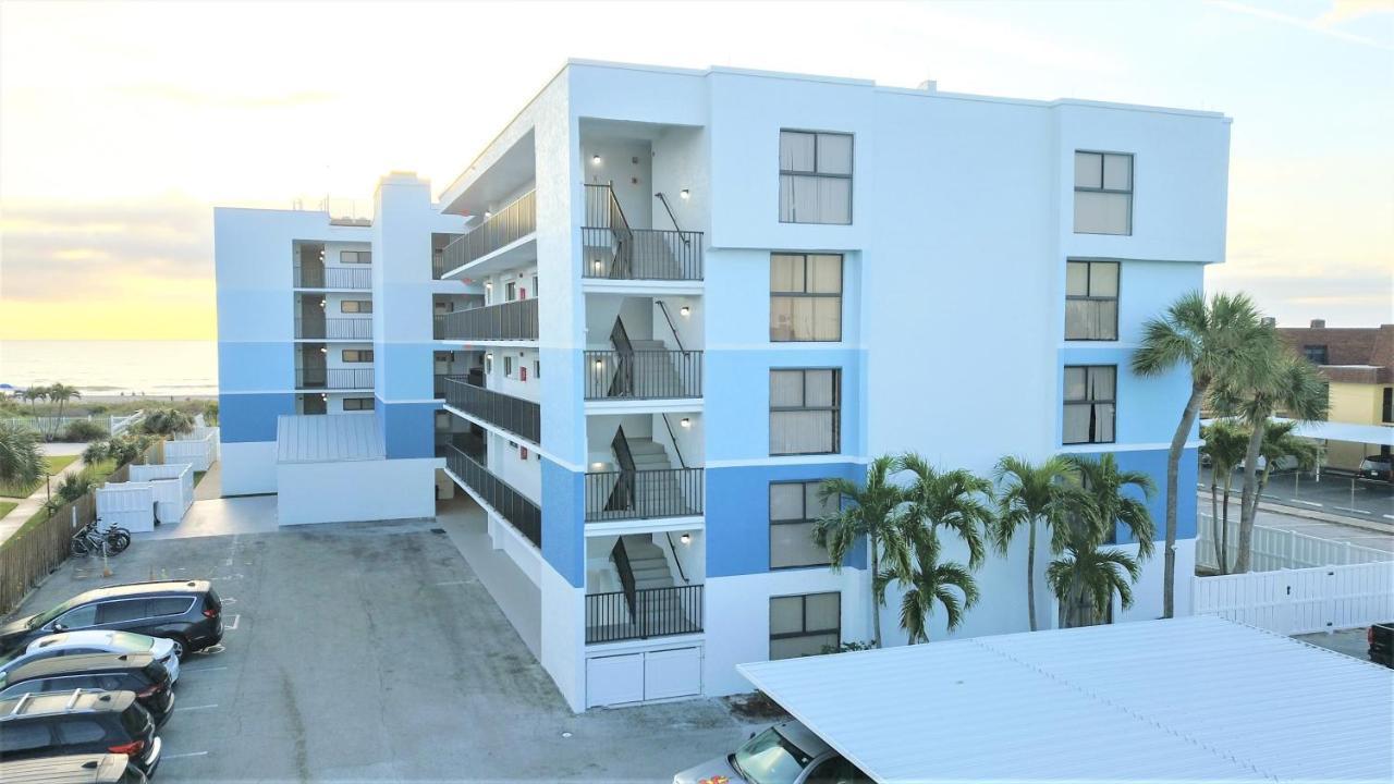 Chateau By The Sea Cocoa Beach Exterior foto